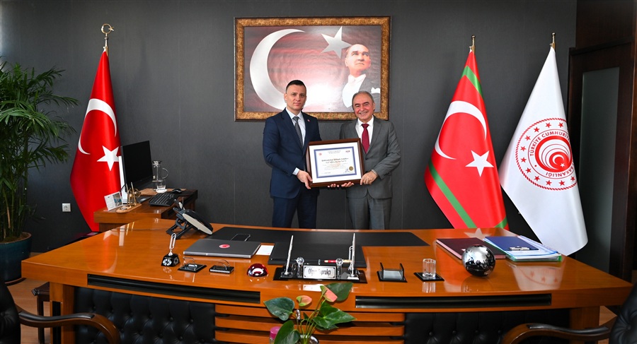 Bölge Müdürlüğümüzce Fitpak Ambalaj ve Kimya San. Tic. A.Ş. Firmasına Yetkilendirilmiş Yükümlü Sertifikası verildi.